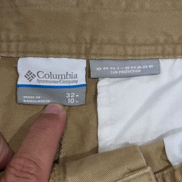 Columbia Khaki Cargo Shorts - Men’s Waist 32 x 10 - Picture 4 of 7